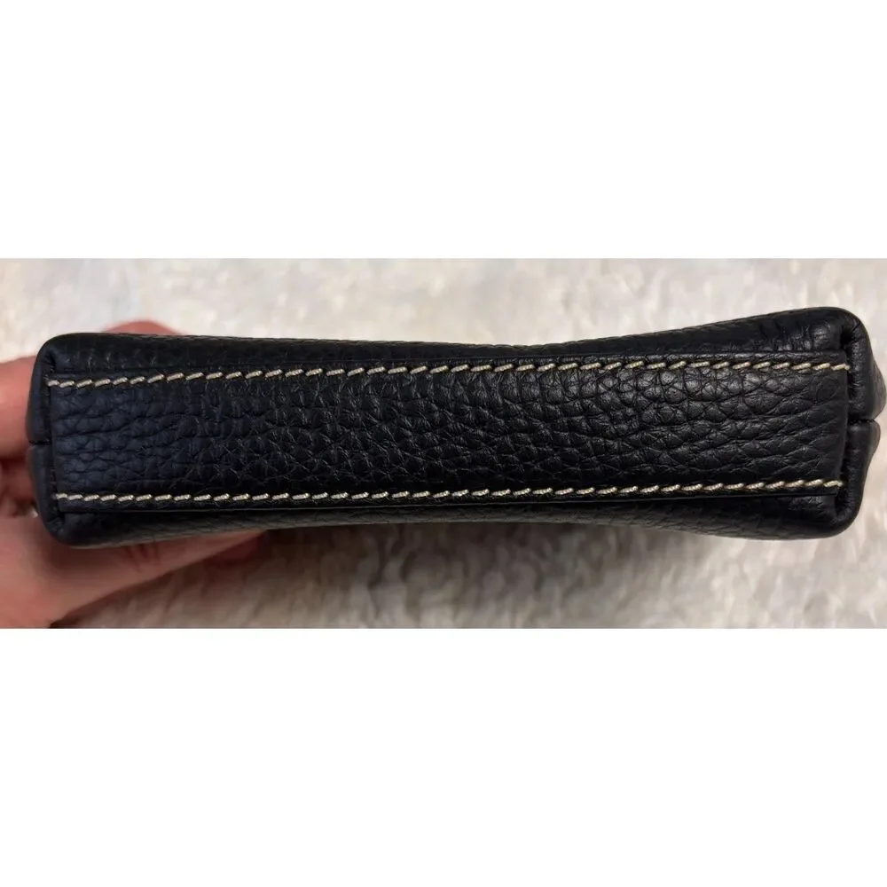 NWOT Dooney & Bourke Black Pebble Grain Kisslock Wallet
